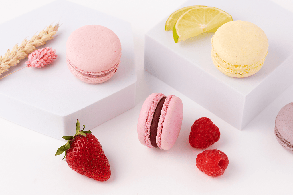 12er Box | "Fresh & Fruity" | Midi Macarons
